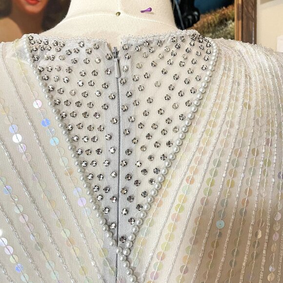 90s Vintage Oleg Cassini Long Sleeve Sequin and Bead Covered Silk Gown Size 14 - Picture 5 of 11